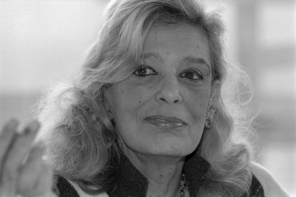 Melina Mercouri (1920-1994) war eine griechische Schauspielerin, Musikerin und Politikerin. Sie setzte sich für die Förderung der europäischen Kultur ein. 